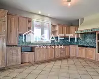 Maison, 210 m²