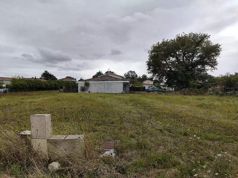 Terrain, 1 177 m²