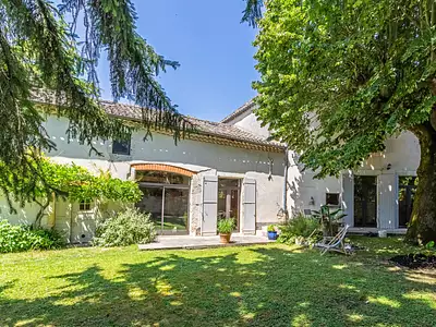 Maison, 156 m²