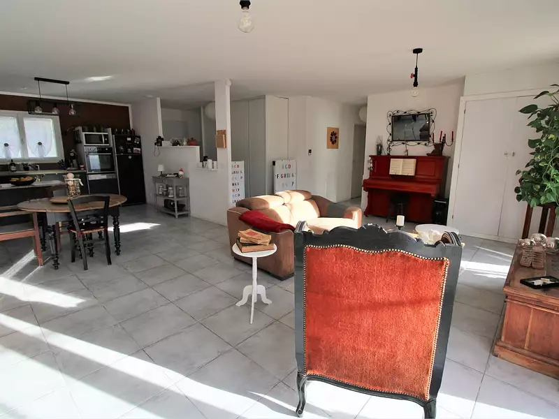 Maison, 94 m²