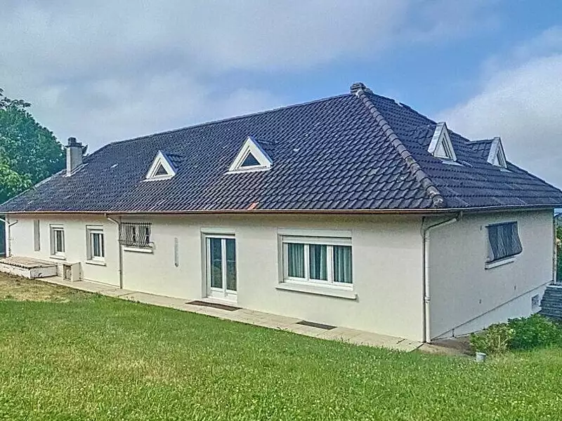 Maison, 234 m²