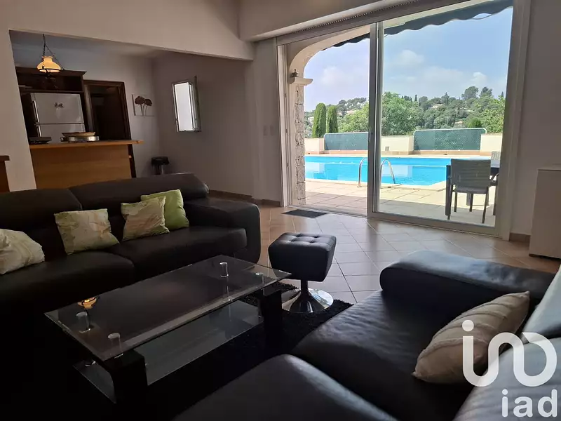 Maison, 391 m²