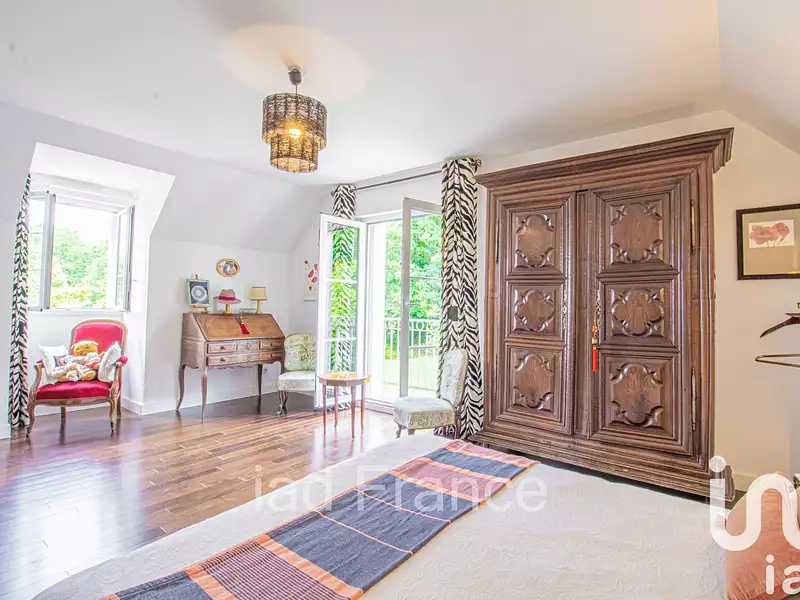 Maison, 270 m²