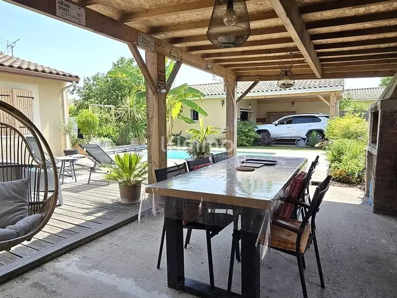 Maison, 137 m²