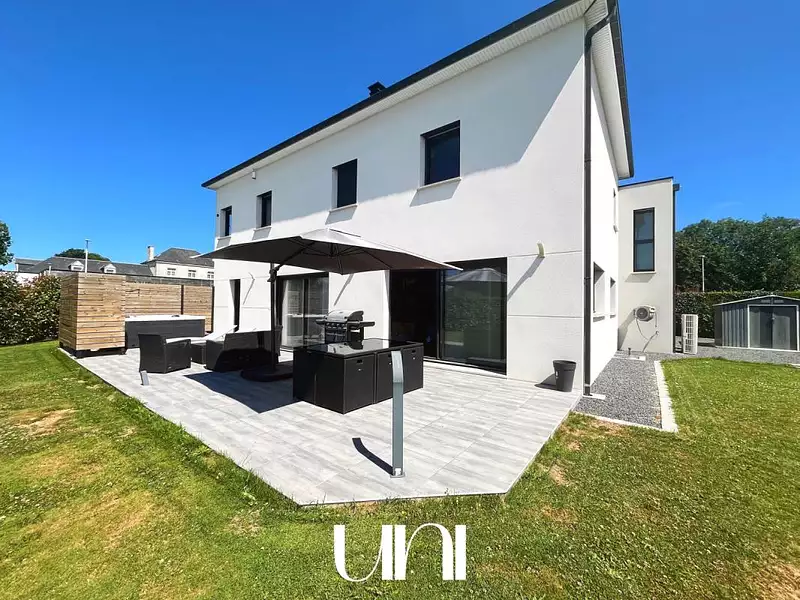 Maison, 208 m²