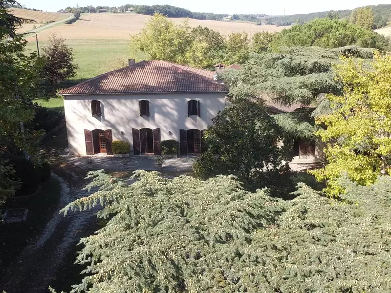 Maison, 274,5 m²