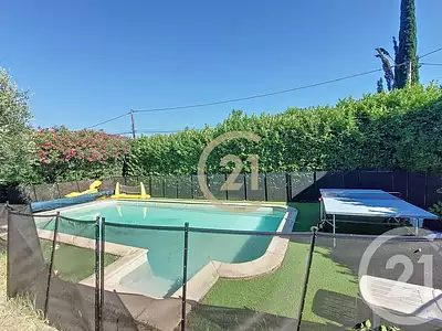 Maison, 179 m²