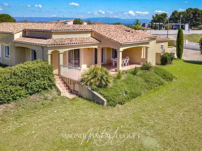 Maison, 153 m²