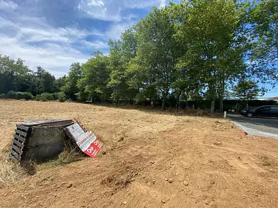 Terrain, 3 368 m²