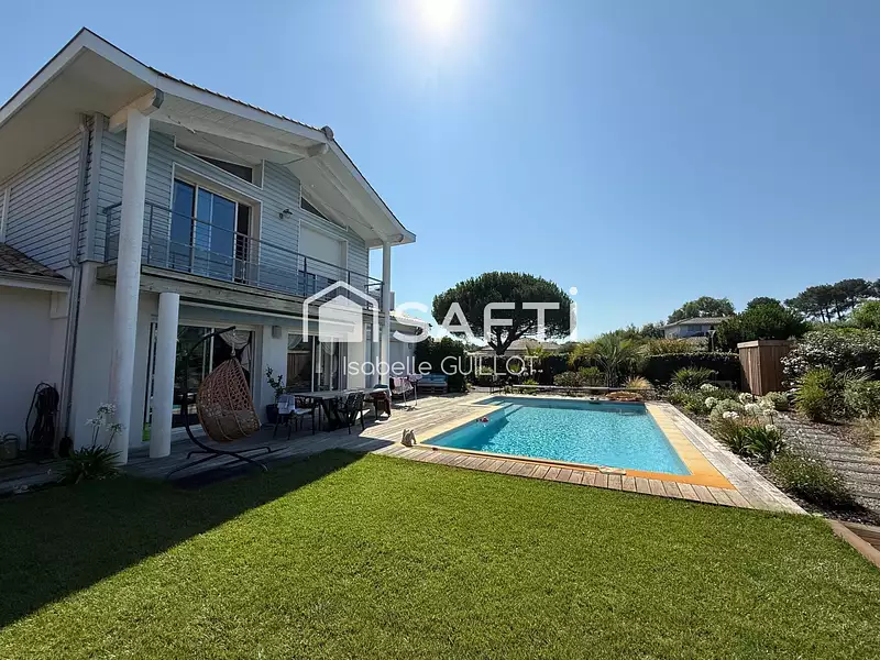 Maison, 175 m²