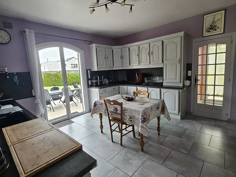 Maison, 230 m²