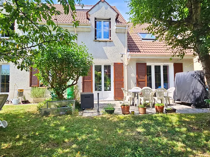 Maison, 154 m²