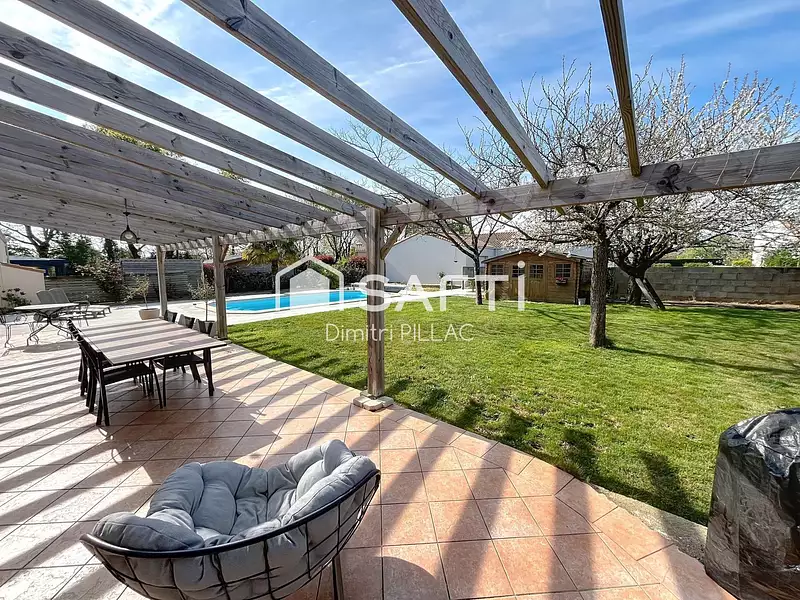 Maison, 97 m²