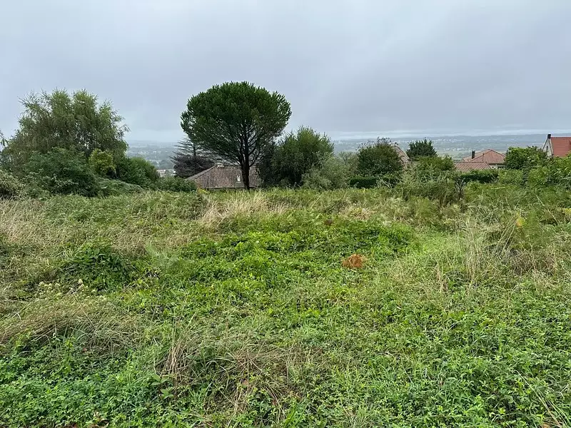 Terrain, 895 m²