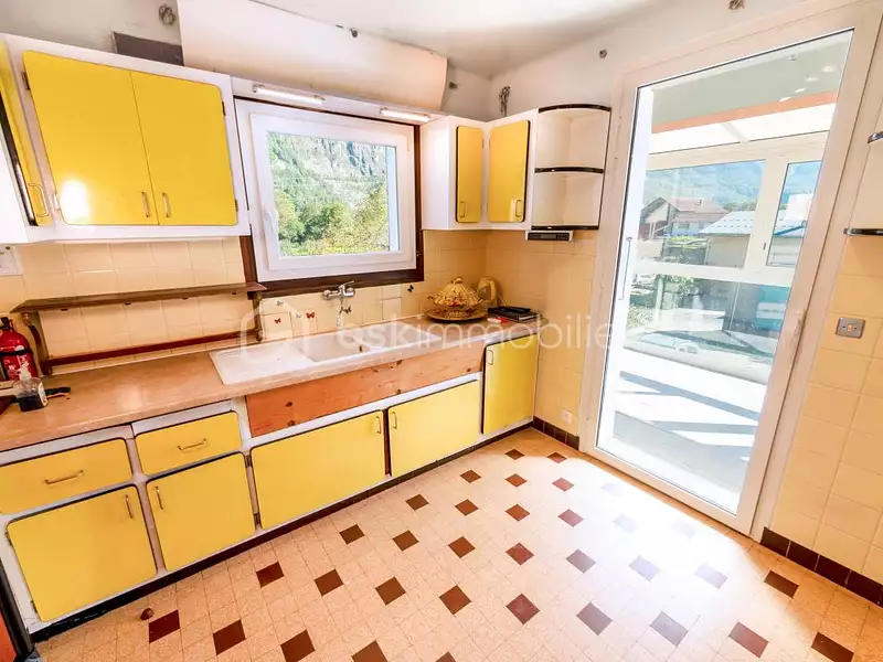 Maison, 170 m²