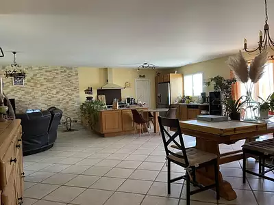 Maison, 193 m²