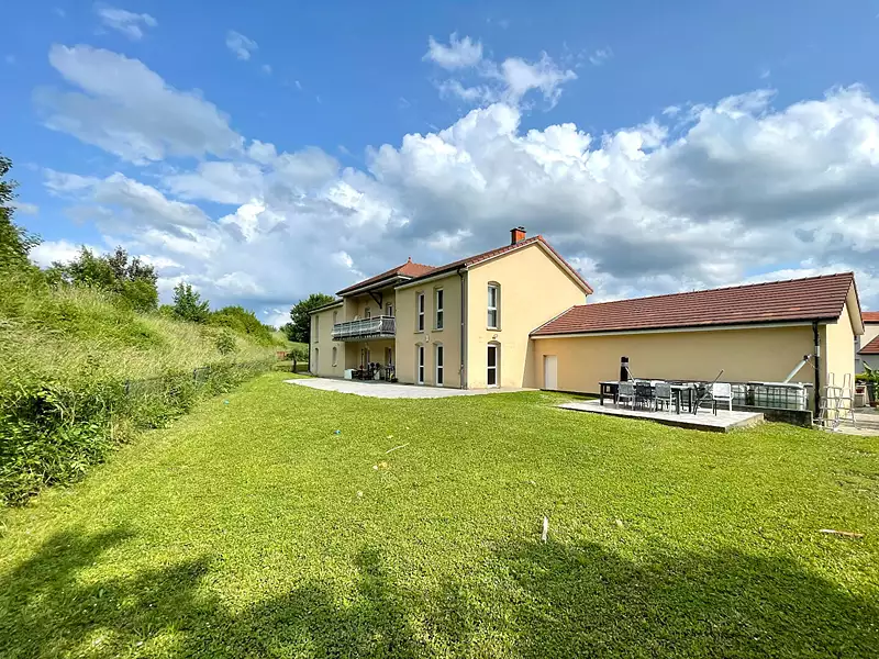 Maison, 344 m²