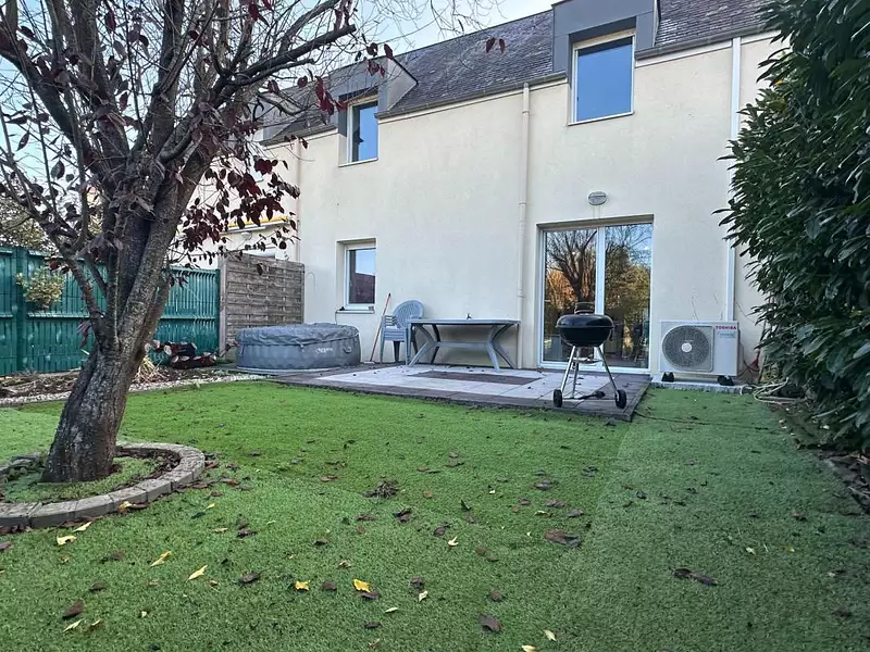 Maison, 84 m²