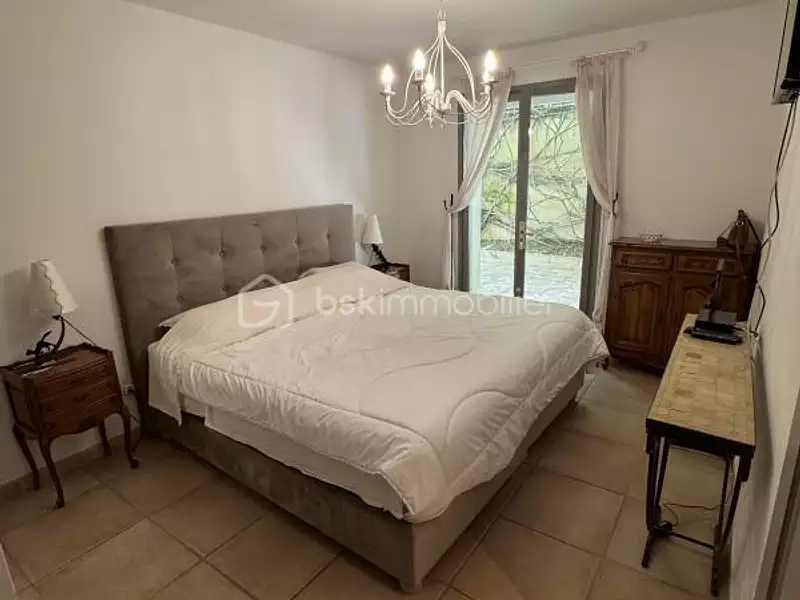 Maison, 239 m²