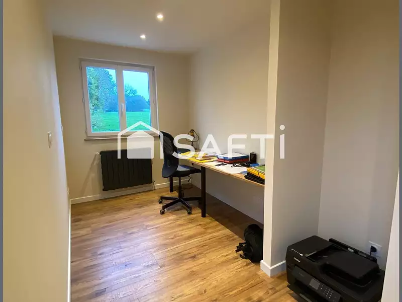 Maison, 77 m²