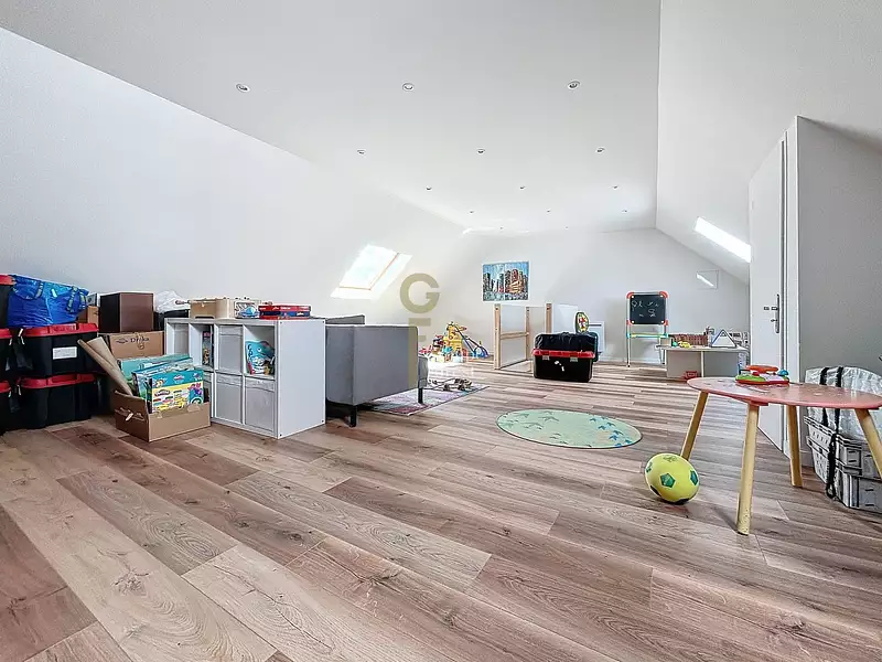Maison, 200 m²