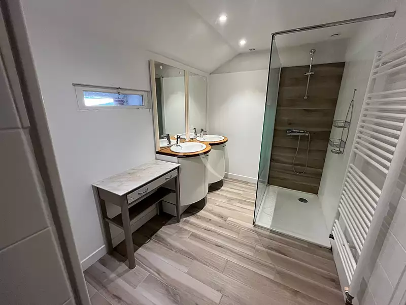 Maison, 96 m²