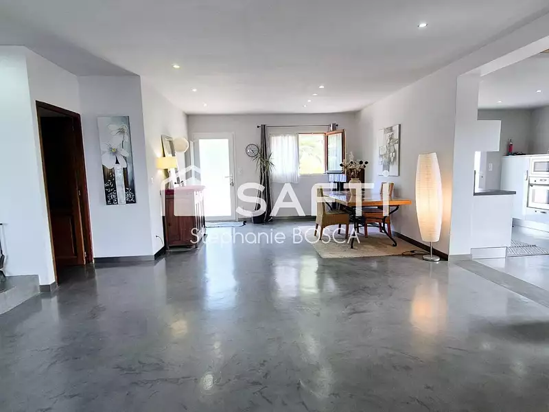 Maison, 135 m²
