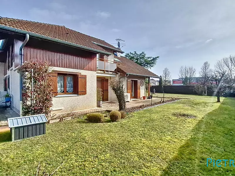 Maison, 162 m²