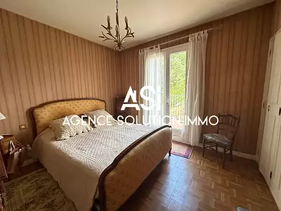 Maison, 220 m²