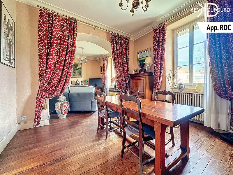 Maison, 290 m²