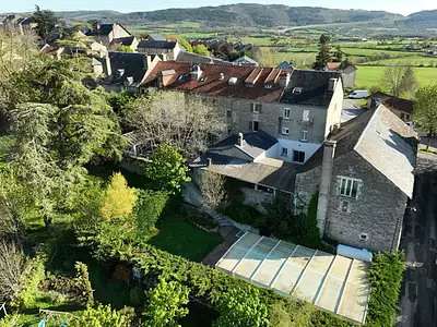 Maison, 1 300 m²