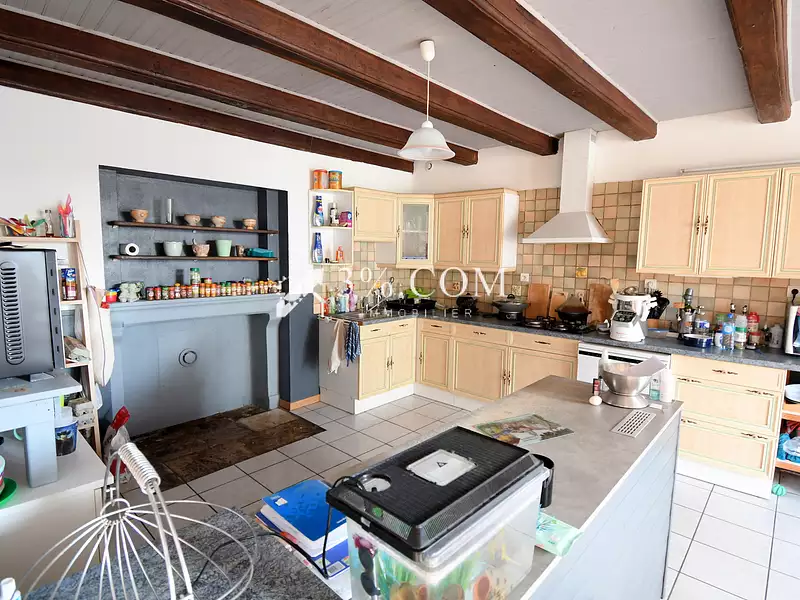 Maison, 390 m²