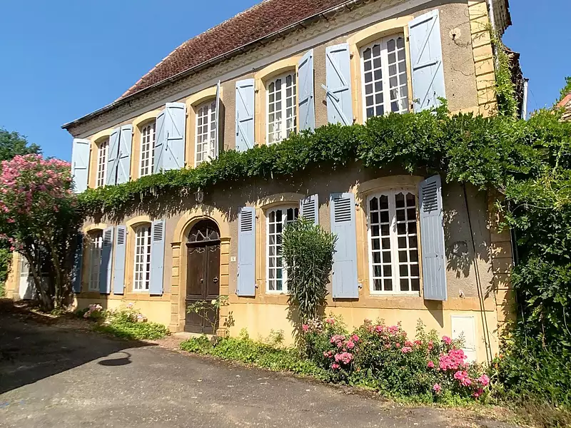 Maison, 210 m²
