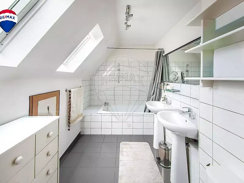 Maison, 94 m²