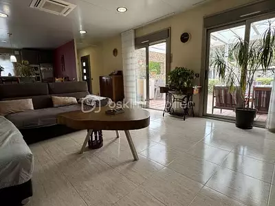 Maison, 84 m²