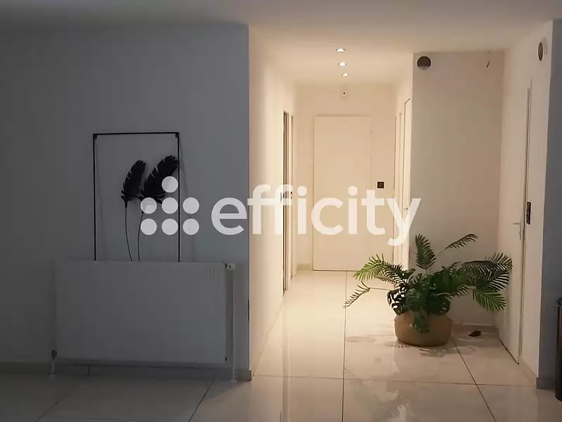 Maison, 117 m²