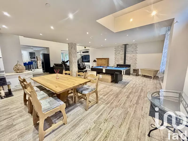 Maison, 180 m²