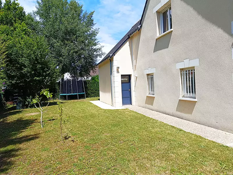 Maison, 270 m²