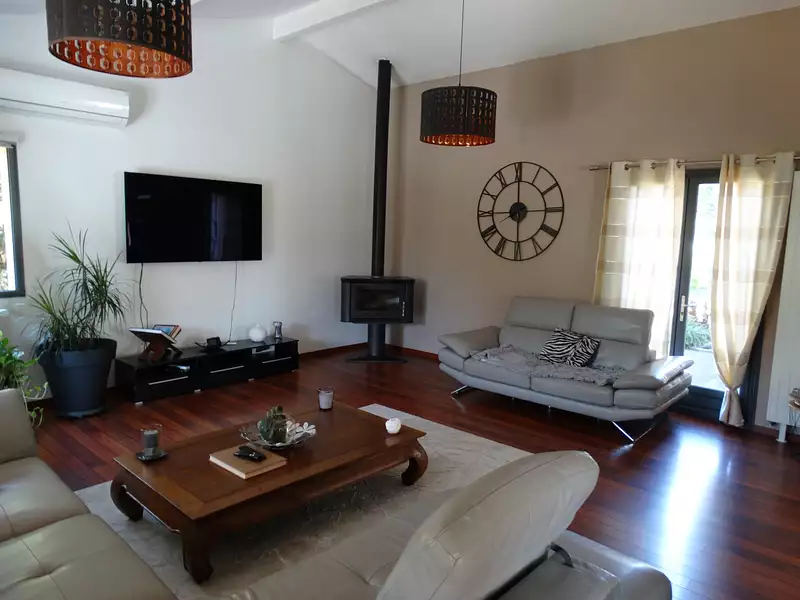 Maison, 200 m²