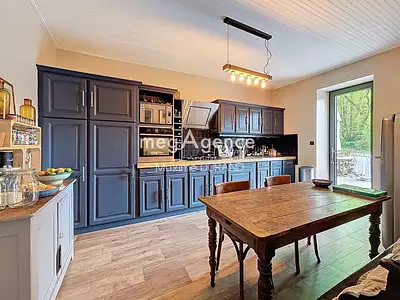 Maison, 320 m²