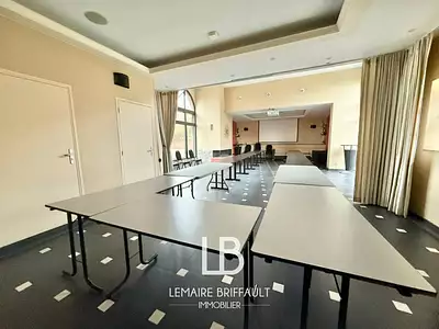 Maison, 570,3 m²