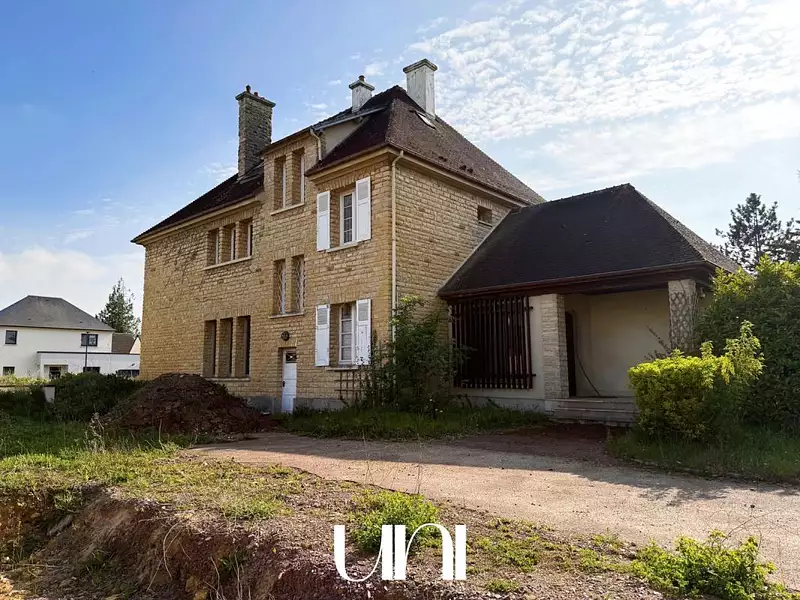 Maison, 325 m²