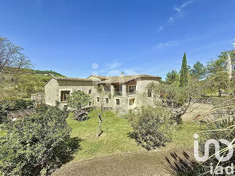 Maison, 355 m²