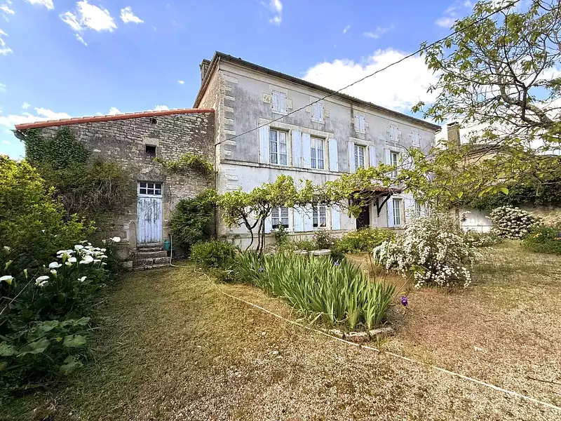 Maison, 377 m²