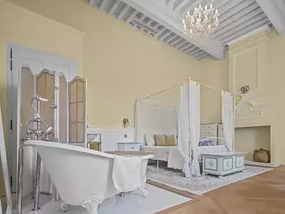 Maison, 749 m²