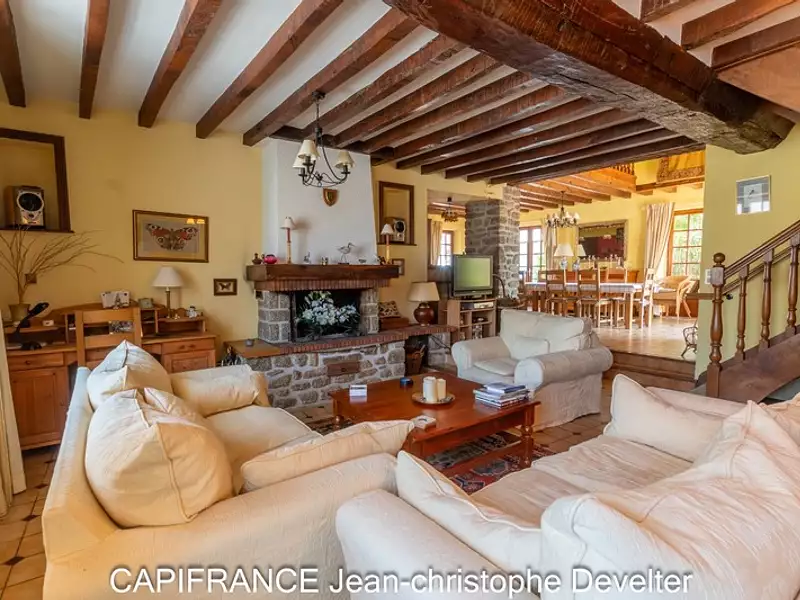 Maison, 250 m²