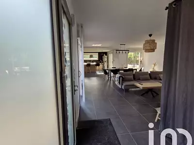 Maison, 159 m²