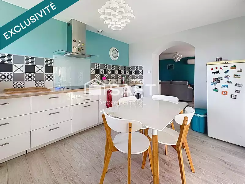 Maison, 270 m²