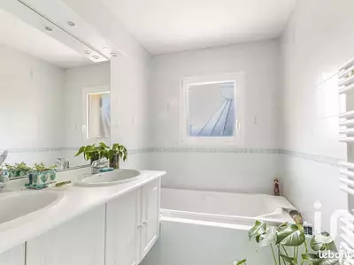 Maison, 186 m²