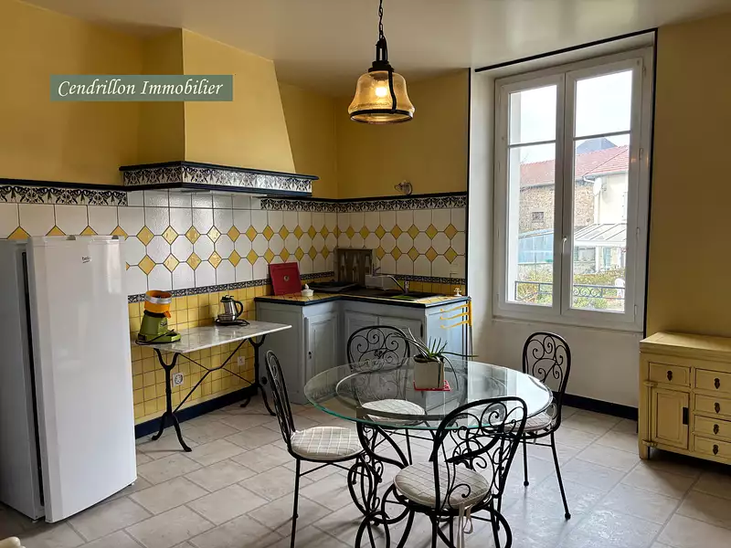 Immeuble, 350 m²